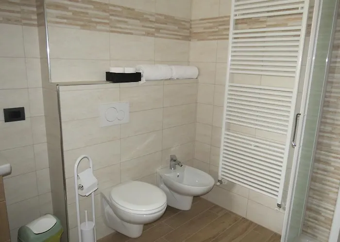 Casa de hóspedes Cristallo Alba (Piedmont)